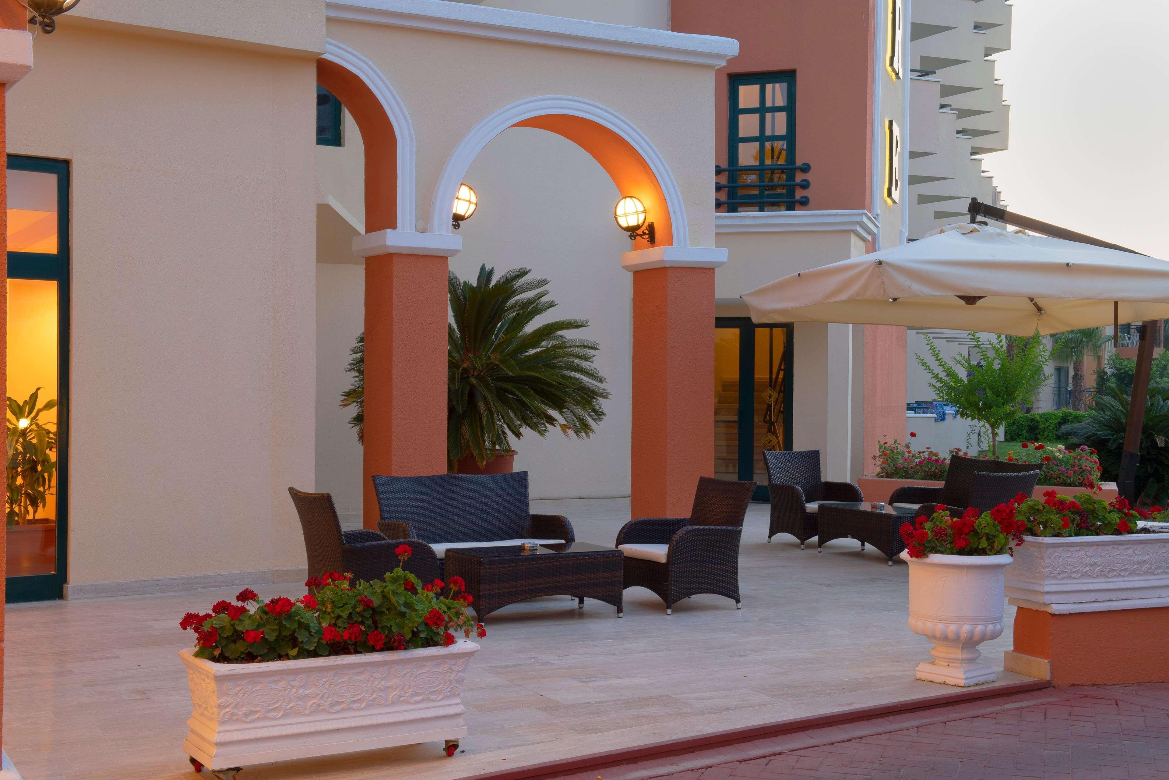 Miramare Queen Hotel Side Zewnętrze zdjęcie